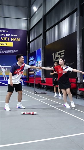 Khó Hiểu ??? #vnb #badminton #caulong #shortsvideo #shorts