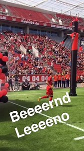 Das war heute ein letzter guter Test vor der ersten Runde im DFB-Pokal - vor allem aber eine tolle Saisoneröffnung gemeinsam mit Euch. ⚽⚽⚽ | Bernd Leno