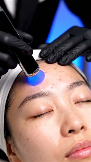 “The suction sound is everything 🔊😌” #satisfying #asmr #viral