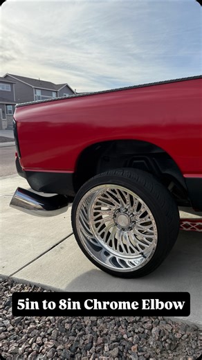 Levi Millerborg on Instagram: "Trying out this totally ridiculous Exhaust Elbow! #trucksofinstagram #dieseltrucks #nastytrucksnation #chromeelbowtip #streettruck"