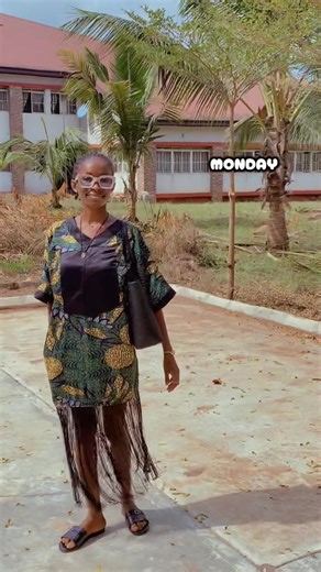 Outfits I wore to school this week. From lectures to meetings🤧 #ootd #studentleader #tiktok #classof2026 #trend @GUZTAVO