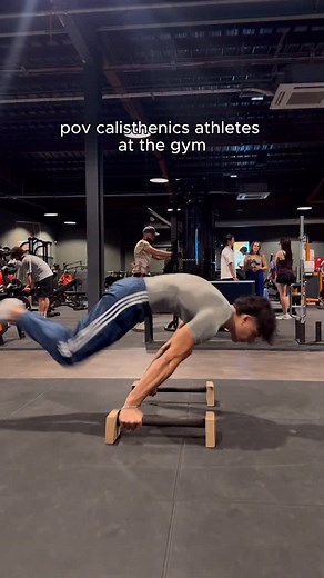 Calisthenics athletes mogging everyone at the gym Calisthenics equipment in bio! #calisthenics #gym #workout #motivation #streetworkout #caliathletics #planche #fitness #gymmotivation #fitnessmotivation | Caliathletics