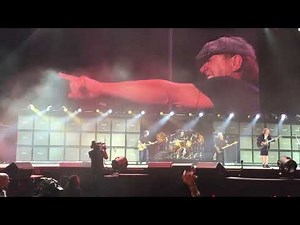 AC/DC - T.N.T. (Front Row @ Coachella 2015 Weekend 2)