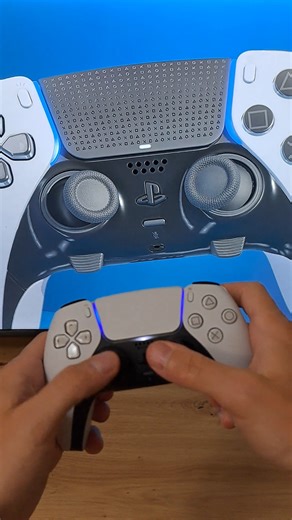 PS5 EDGE VS PS5 CONTROLLER 🤔 #ps5 #playstation