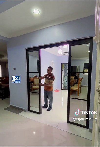 LXJ LK Stone & Aluminium: 4 Panel Aluminium Slide and Swing Door