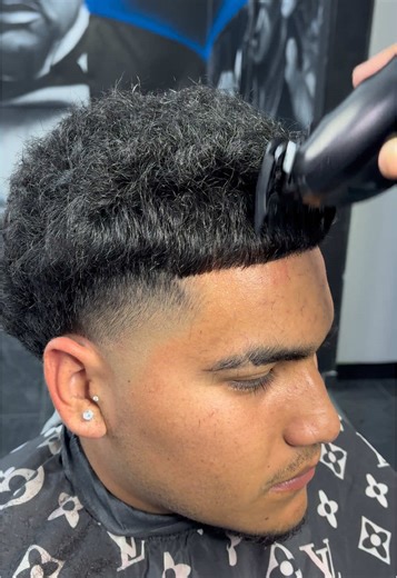 Quick tutorial 😤 #fyp #sandiegobarber #hightaper #fypシ #taperfade | high taper