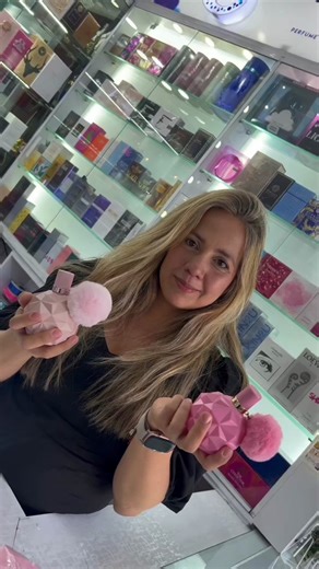 Cómo identificar perfumes de Ariana Grande: original o réplica