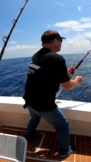 #offshorefishing #reels #fishing #oceanfishing #mahi #deepseafishing #ocean #oceanlife #saltwaterfishing | Beaufort SC Fishing