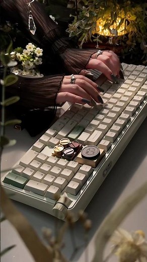 EPOMAKER RT100 PRO Retro White Green Mechanical Keyboard Thocky Creamy typing ASMR