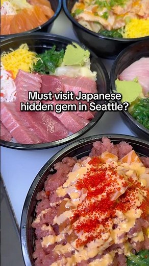 Trying HUMONGOUS sashimi bowls in Seattls !?