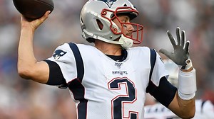 Source: Patriots re-sign quarterback Brian Hoyer — now four players in that position