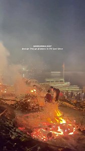 Before You Visit Manikarnika Ghat, Read This. • Dress modest this is a sacred cremation ground, not a reel spot. • No photos of persons unless clearly permitted. • Stick to the marked paths; don’t go near the pyres. • Prepare yourself it’s emotionally heavy. • Skip anyone asking for “donations”; it’s a scam. | Karthic Poppienz