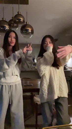 Explore Engaging Asian Dance Trends on TikTok