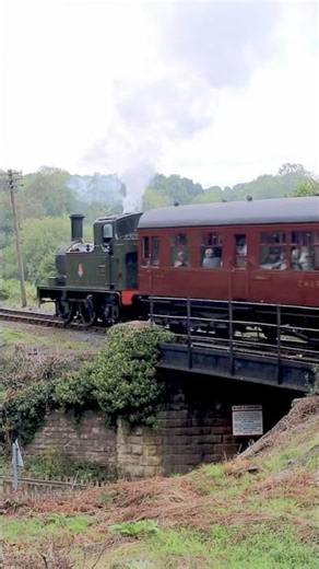 14xx Tank engine with an auto trailer