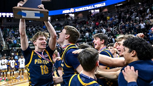 Pewamo-Westphalia boys basketball completes mission, wins D3 state title