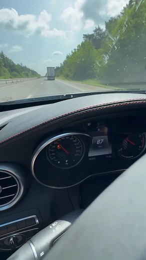 92K views · 1K reactions | C43 AMG *STRAIGHT PIPED* at TOP SPEED | AutoTopNL | Facebook