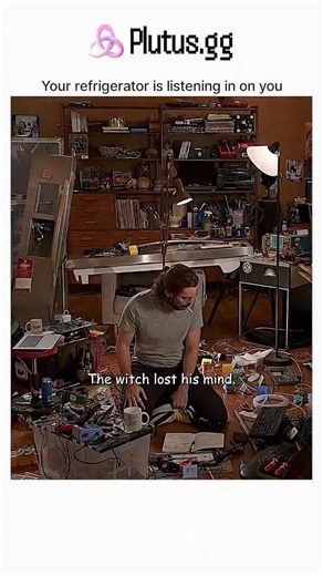 tales.pagess on Instagram: "📺 Series: Silicon Valley (2014–2019) 💻 Genre: Comedy • Tech Satire 📀 Seasons: 6 ⏱️ Runtime: ~30 minutes per episode ⭐ Rating: ~8.5/10 (IMDb) 📖 Overview: Silicon Valley follows awkward programmer Richard Hendricks and his small team of developers as they try to build a startup called Pied Piper in the hyper-competitive tech world of California. What starts as a breakthrough algorithm turns into a rollercoaster of investors, rival billionaires, ego clashes, and absu