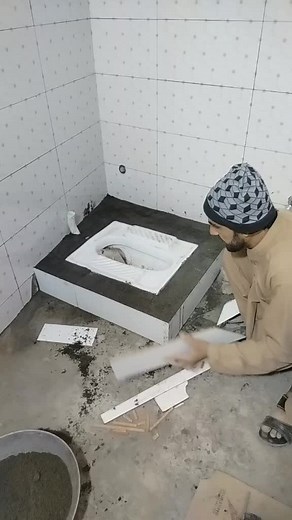 How to Tile a Bathroom Floor: Step-by-Step Guide