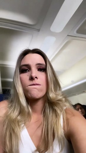 When you don’t sit next to your best friend… 🙁 #Part2 @hannahstocking