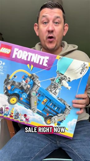 LEGO Fortnite Battle Bus 77073 - 954 Pieces with 9 Minifigures & Hot Air Balloon Element for Ages 10 #fornite #lego #kids #battlebus #gaming