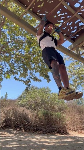 Program any time any place #lifestyle #calisthenics #growthmindset #believeinyourself #bethebestyou