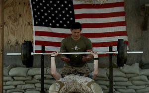 雷美诺时手表值得购买吗？瑞士军表LUMINOX创立于1989年，是一个年轻品牌，老军迷都知道它，以前称为“鲁美诺斯”， 25年氚气自发光专利技术LLLT，无惧黑