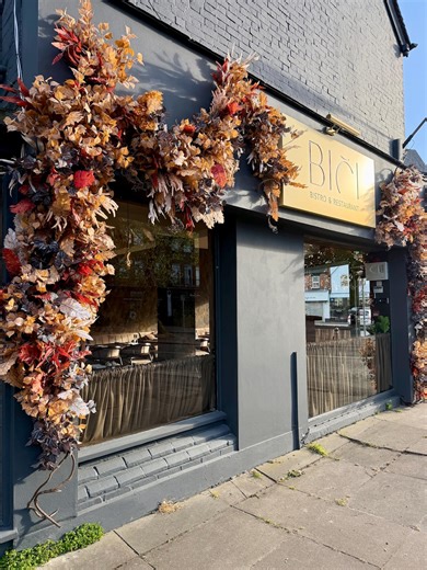 Faux Floral Garland for Shopfront Window Display – Luxury Artificial Foliage Installation, Large Outdoor Business Decor - Etsy UK