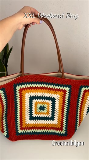 Bilgen on Instagram: "Shop via the link in my bio 🛍️ My XX-Large Weekend Bag, featuring a color combination fully designed by me, is now available. Perfect for getaways, travel, and everyday use. Wishing you happy days 🤍✨ . . . . #weekendbag #getaway #travelbags #bigbag #crochetbags"
