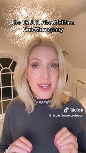 Exploring Ethical Non-Monogamy: The Truth Behind ENM Relationships