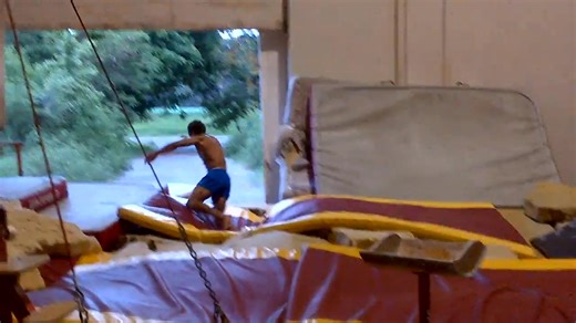 Original VT Attempt: 2013 Audrys Nin Reyes (DOM) Yurchenko half on double front!😲 @ninreyesoficial | International Gymnast Magazine