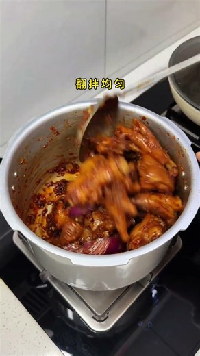 Foot-Stamping Flavor: Dive into the World of Garlic-Infused Delights