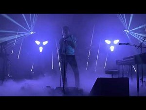 M83 - Wait (Live in Seattle | Fantasy Tour 2023)