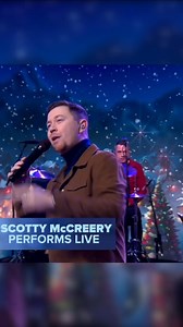 I love this time of year 🎄🎅❄️ | Scotty McCreery