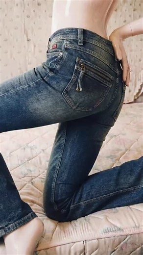 ’60’ logo detail flared jeans, now available on misssixty.com Miss Sixty Spring 2026 AI Visual: @hadrien_durand_baissas | Miss Sixty