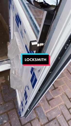 Locksmith based in Birmingham, follow and message if you ever need our services 🔑 #locksmith #birmingham #handyman