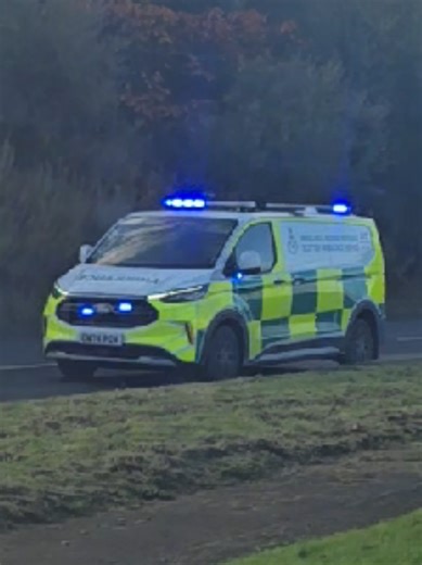 Scottish Ambulance SORT ford transit Custom responding alomg CliftonHall Road Edinburgh from there base