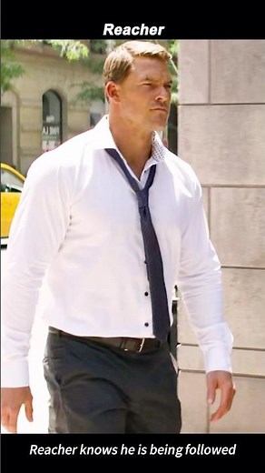 🌑💪 Reacher Season 1 The Alley Ambush That Proved He Wasn't Running