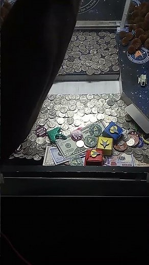DANGER ZONE: SATISFYING SHORT COIN PUSH ON STAR TREK GAME HIGHLIGHT