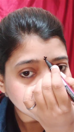 Roshniii on Instagram: "Try Viral bindi design 😍✨ . . . . . . . . . . . #instagram #trendingreels #trendingsongs #song #BindiLove #BindiTutorial #BindiDesign #reelinstagram #explore #foryoupage #viralreels #viralsong #viral"