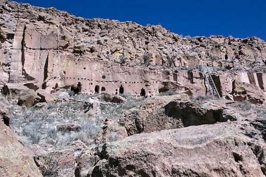 Puye Cliff Dwellings - SantaFe.com