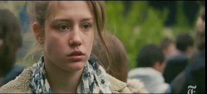 Review: 'Blue Is the Warmest Color'