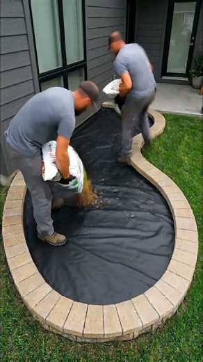 How to build a curved FlowerBed🌱