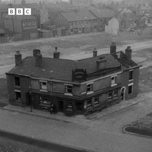 #OnThisDay 1963: Tonight looked at what remained of Salford's Hanky Park - largely a handful of public houses, still patroned by loyal former residents. | BBC Archive