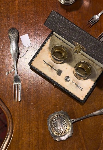 PART 1 | A question I get asked all the time: what was this silver cutlery used for? Can you guess? 💭 #vintage #antique #silvercutlery #cutlery #vintagesilvershop