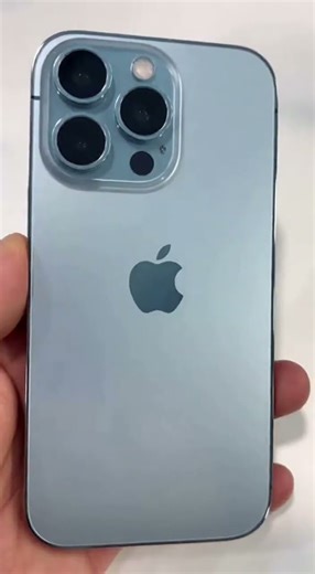 This is what the iPhone 25 would look like according to AI 😳