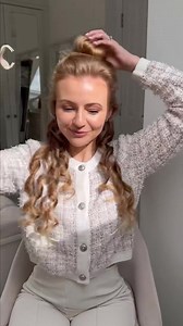 2.6K views · 27 reactions | Spring curls have never been easier to achieve with the Wave Secret Air! Whether you’re after glamorous, natural, or effortless waves, we’ve got you covered. Loving this style by @sophiasellwood! #StyledBySophia #PoweredByBaByliss #WaveSecretAir #SpringStyles #HairInspo | BaByliss | Facebook