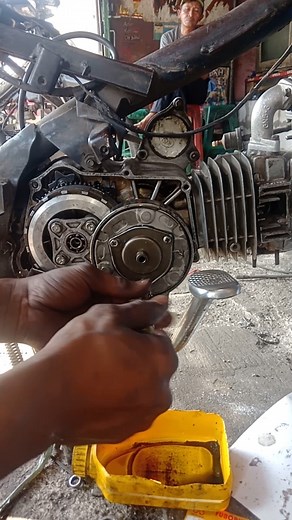 How to install motorcycle clutch components | Aeon