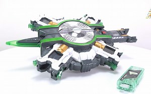 史上最吵的骑士武器！【煊之测评】万代 DX 假面骑士W 双骑 极限 CJX 棱镜 记忆体 剑盾 四色剑 音效 开箱 评测