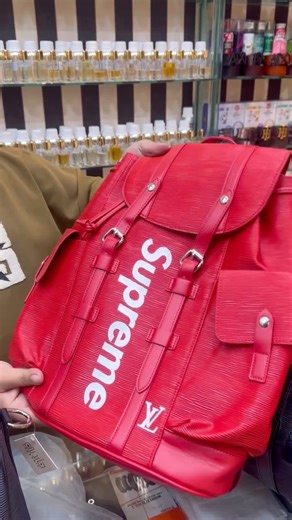 Chandni Caps, Bags, Cosmetics, Perfumes & Bukhoor on Instagram: "Plans ban gaye? Bag bhi ready hona chahiye 😎✈️ Bangkok imported duffels & backpacks jo dikhne mein bhi top hain aur use mein bhi solid. Travel, gym ya daily carry — ek bag, multiple uses. 💼 Types of Men’s Bags available Messenger Bag – Side-slung, rectangular, used for office or casual use Sling Bag / Crossbody Bag – Small, worn across the chest or back Laptop Bag – Padded compartment for laptops, sleek design Waist Bag / Belt Ba