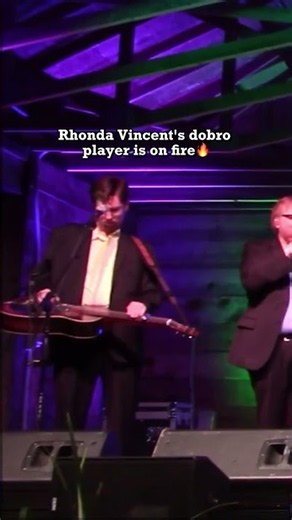 Learn to play DOBRO from Rhonda Vincent's dobro player!😱 #dobro #banjo #bluegrass